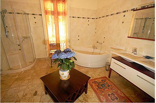 Hostal Ch�teau Bouvet Ladubay