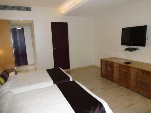 The Purple Leaf Hotels
