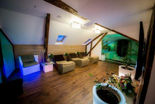 Hostal Pensiunea Un Baiat Si O Fata