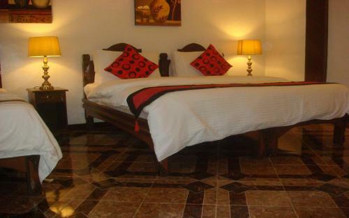 Hotel Padre Burgos Castle Resort