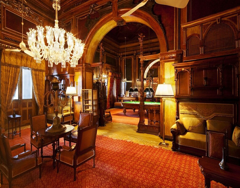 Hotel Taj Falaknuma Palace
