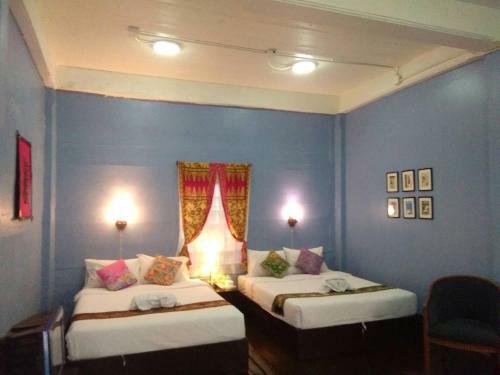 Hostal Thaweesuk Hotel