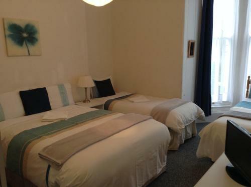 Hostal Citadel House Hotel