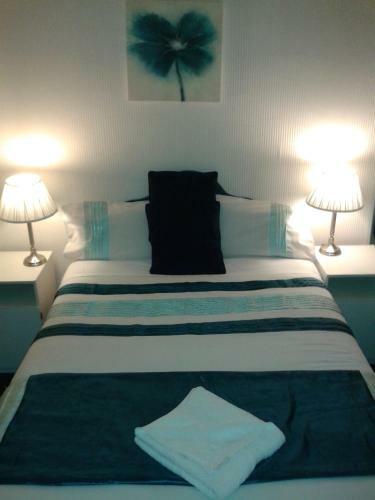 Hostal Citadel House Hotel