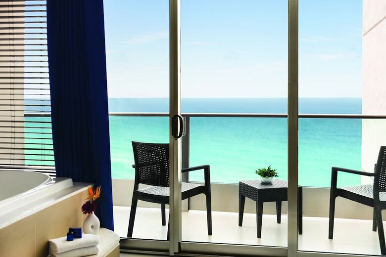 Hotel Seadust Cancun Family Resort