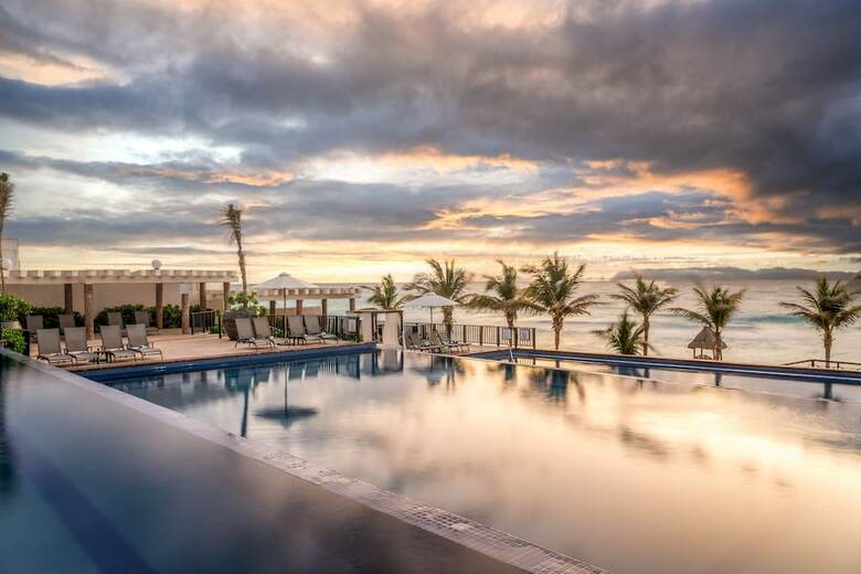 Hotel Seadust Cancun Family Resort