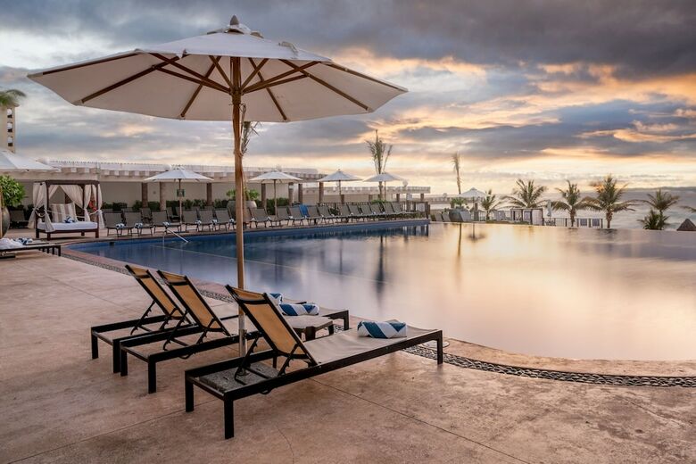 Hotel Seadust Cancun Family Resort