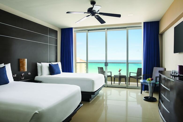 Hotel Seadust Cancun Family Resort