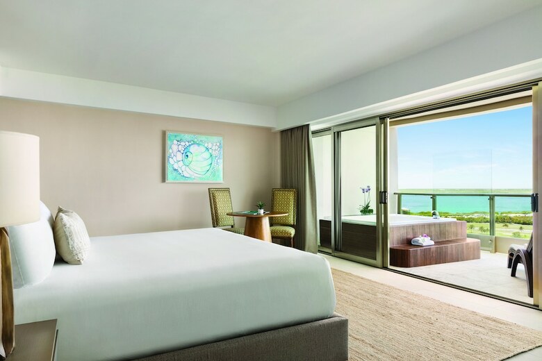 Hotel Seadust Cancun Family Resort