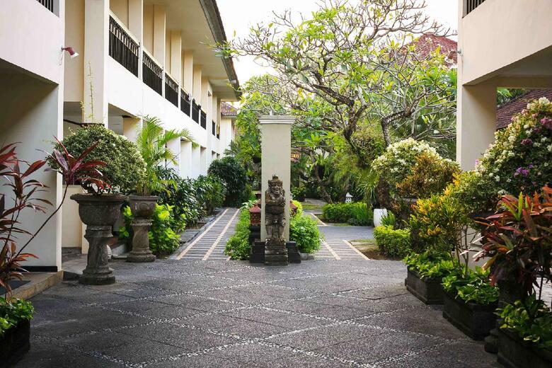 Hotel Legian Paradiso