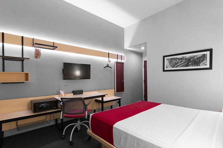 Hotel City Express Guadalajara Expo