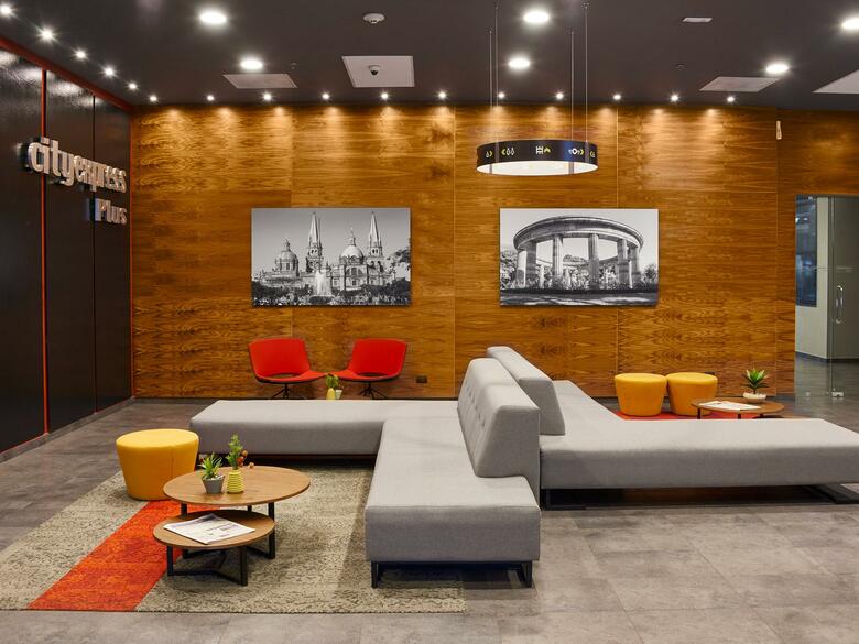 Hotel City Express Guadalajara Expo