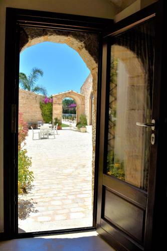 Agroturismo Torre Dantona - Country Hotel