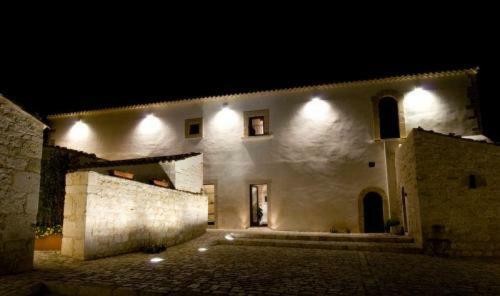 Agroturismo Torre Dantona - Country Hotel