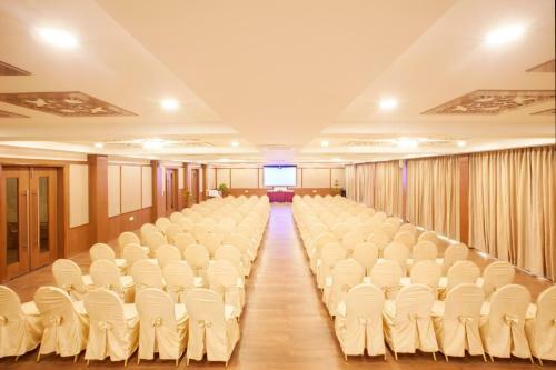 Hotel Ooty - Elk Hill; A Sterling Holidays Resort