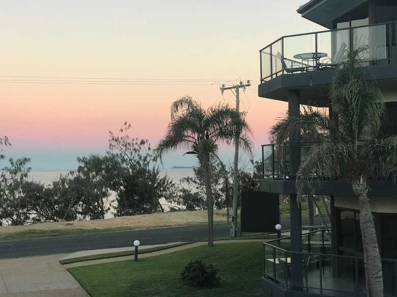 Hotel Rosslyn Bay Resort