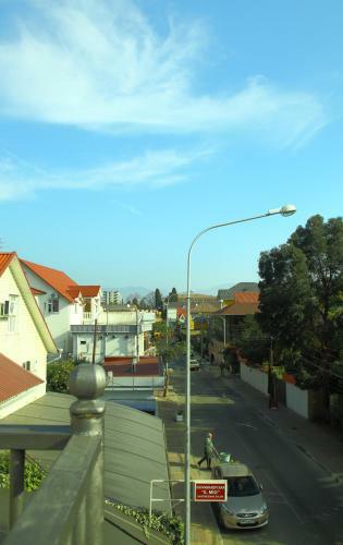 Hostal Guest House Alyans