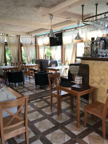 Hostal Guest House Alyans