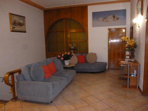 Hostal Eurotravel Bed And Car
