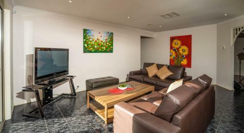 Serviced Houses Melbourne Airport