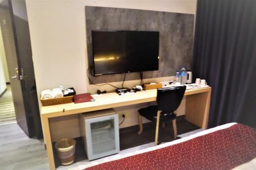 Dahshin Hotel