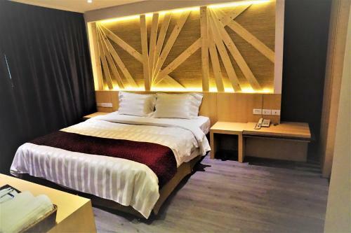 Dahshin Hotel