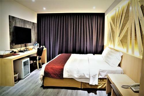 Dahshin Hotel