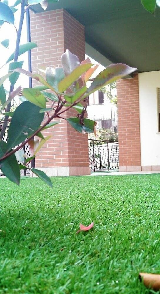 Hostal Idealodge B&B