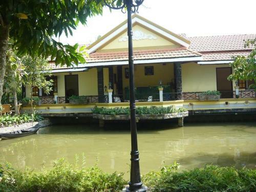 Hotel Thanh Dat Resort