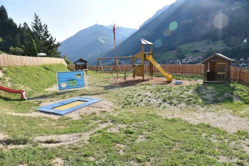 Hostal Pension Gasthof Haselstaude