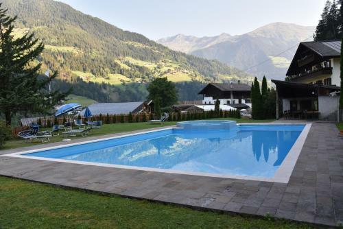 Hostal Pension Gasthof Haselstaude