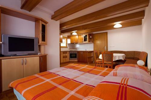 Apartamentos Tourist Farm ?krbina