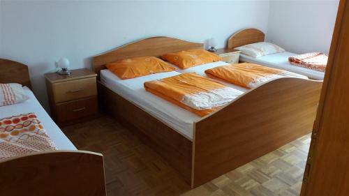 Apartamentos Tourist Farm ?krbina