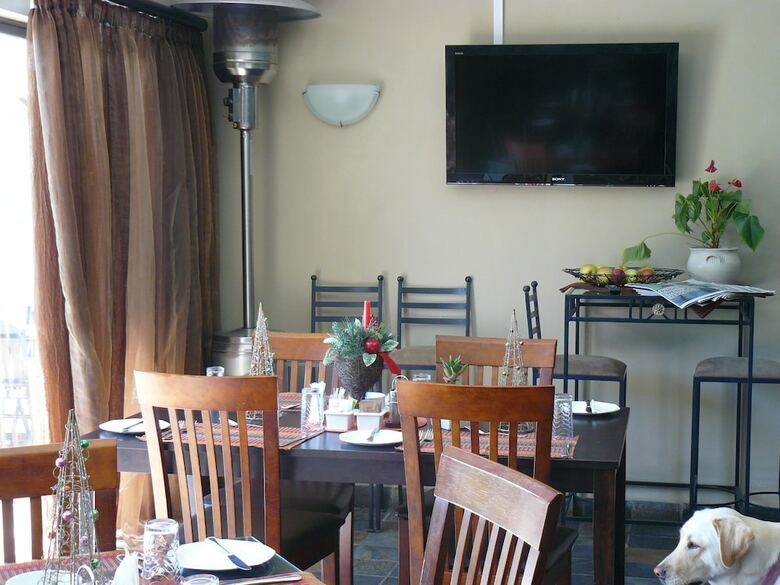 Hostal See More Guest House