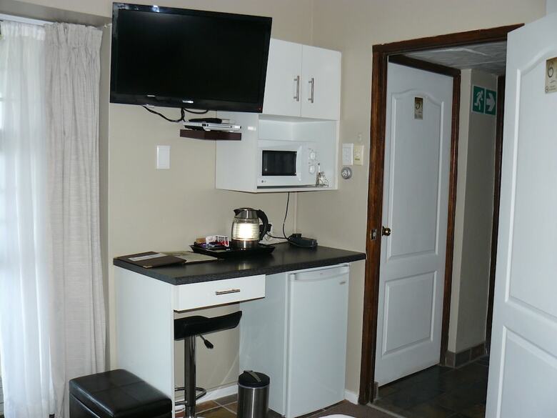 Hostal See More Guest House