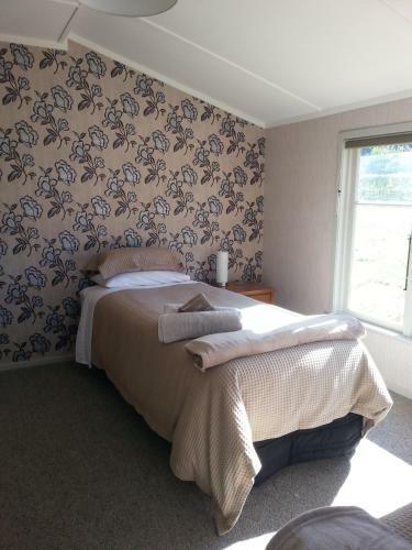 Judge Rock Exclusive Vineyard Cottage Accommodation