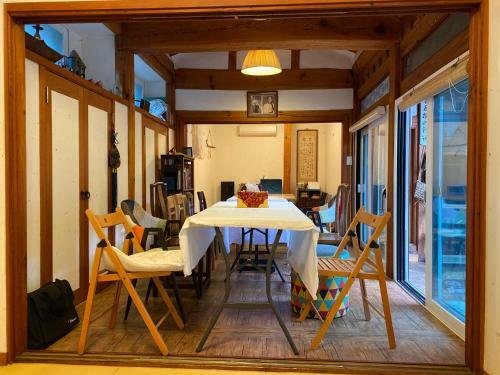 Hostal Eugene Hanok Guesthouse Dongdaemun