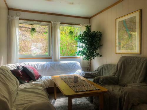 Bed & Breakfast Hj�rundfjord Vandrerhjem