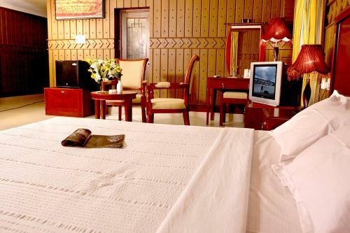 Hotel Devasura Inn