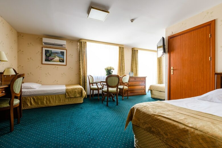 Hotel Boss