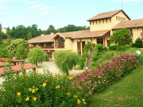 Hotel Village De Vacances La Chataigneraie Et Spa
