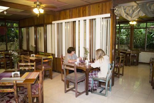 Lands In Love Hotel And Resort