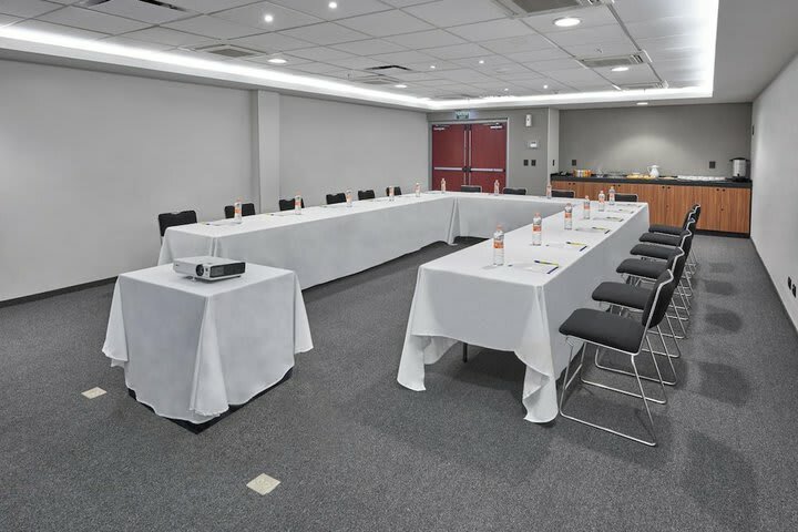 Hotel City Express Santa Catarina Monterrey