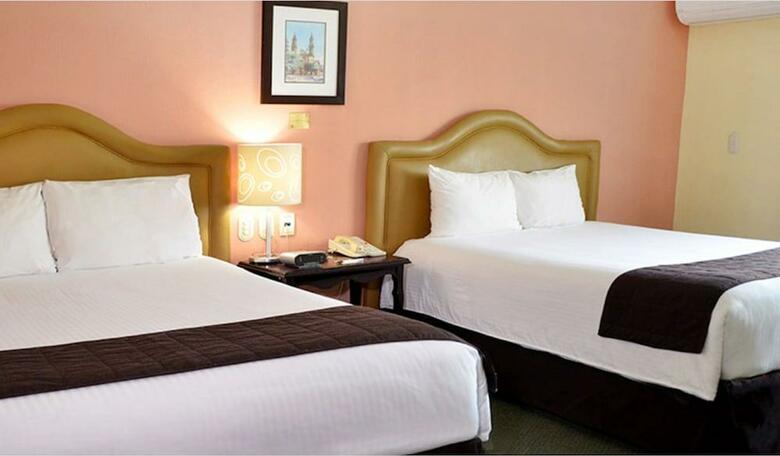 Plaza Camelinas Hotel