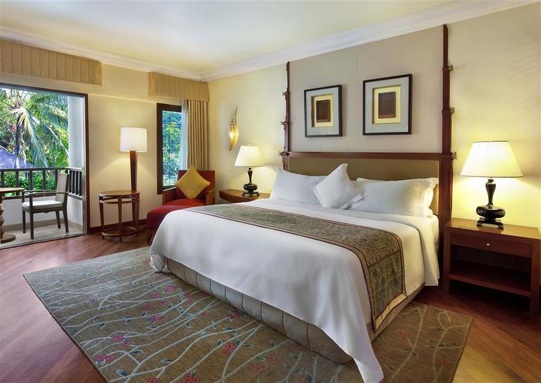 Hotel Laguna Resort And Spa