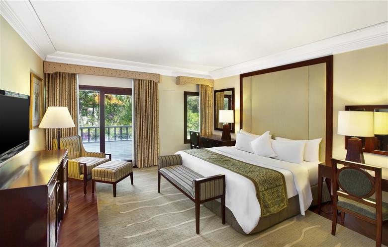 Hotel Laguna Resort And Spa