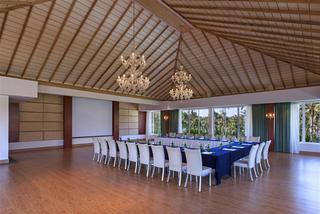 Hotel Laguna Resort And Spa