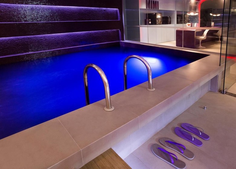 Hotel Lush Motel (adult Only)