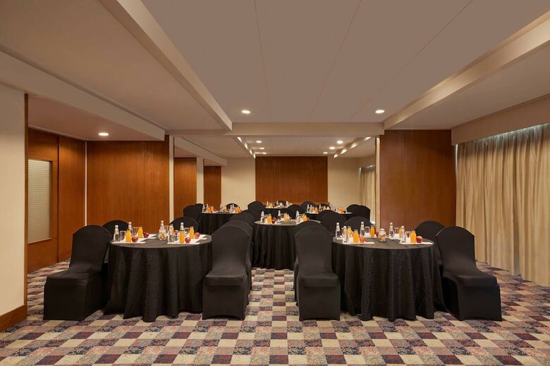 Hotel Courtyard By Marriott Hyderabad
