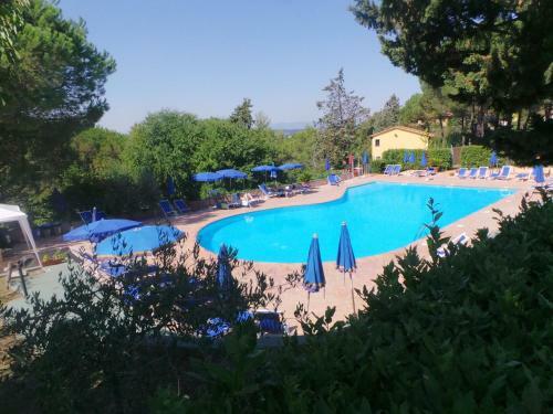 Toscana Village